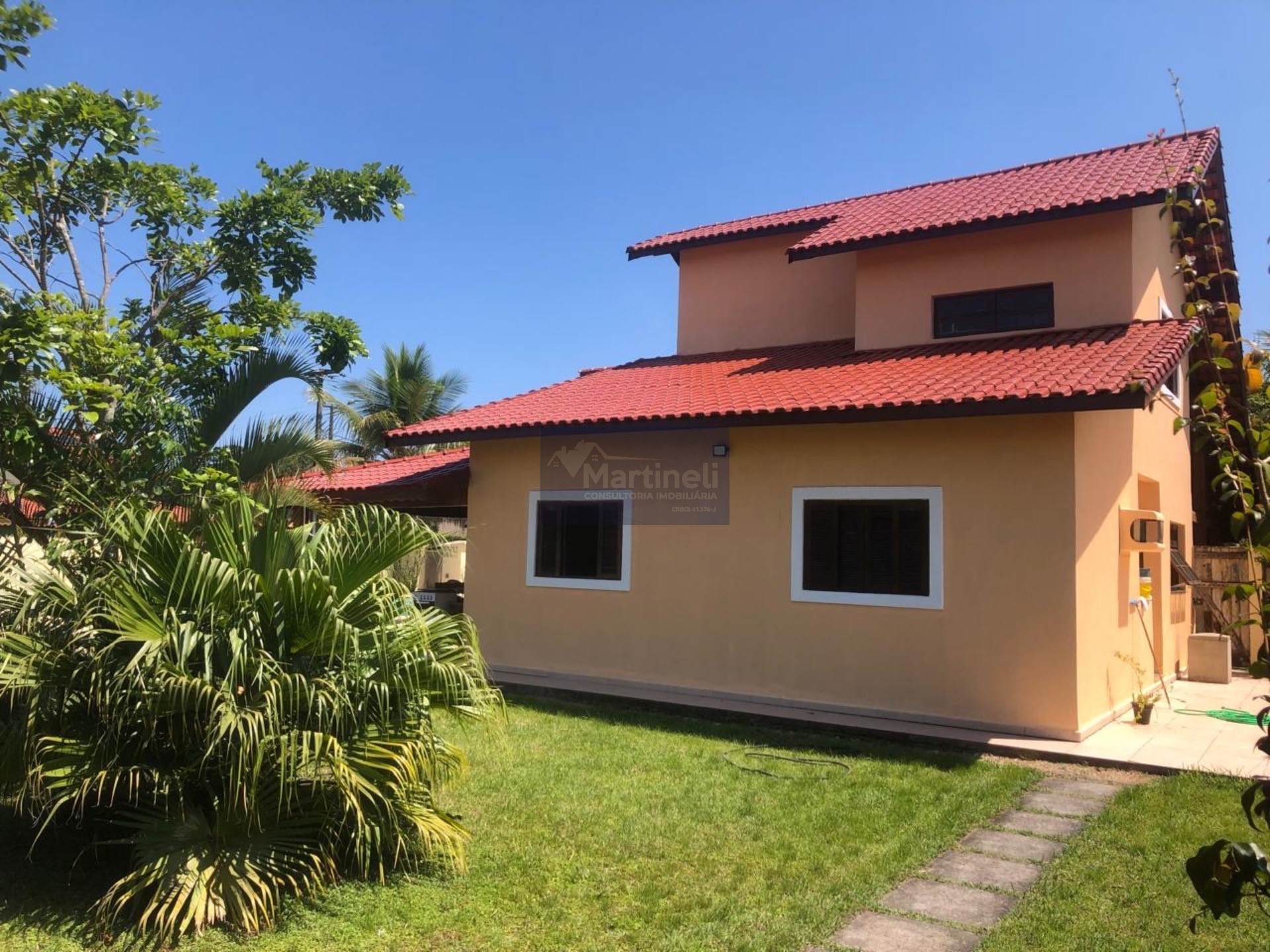 CASA no Est. São Marcos em Peruíbe