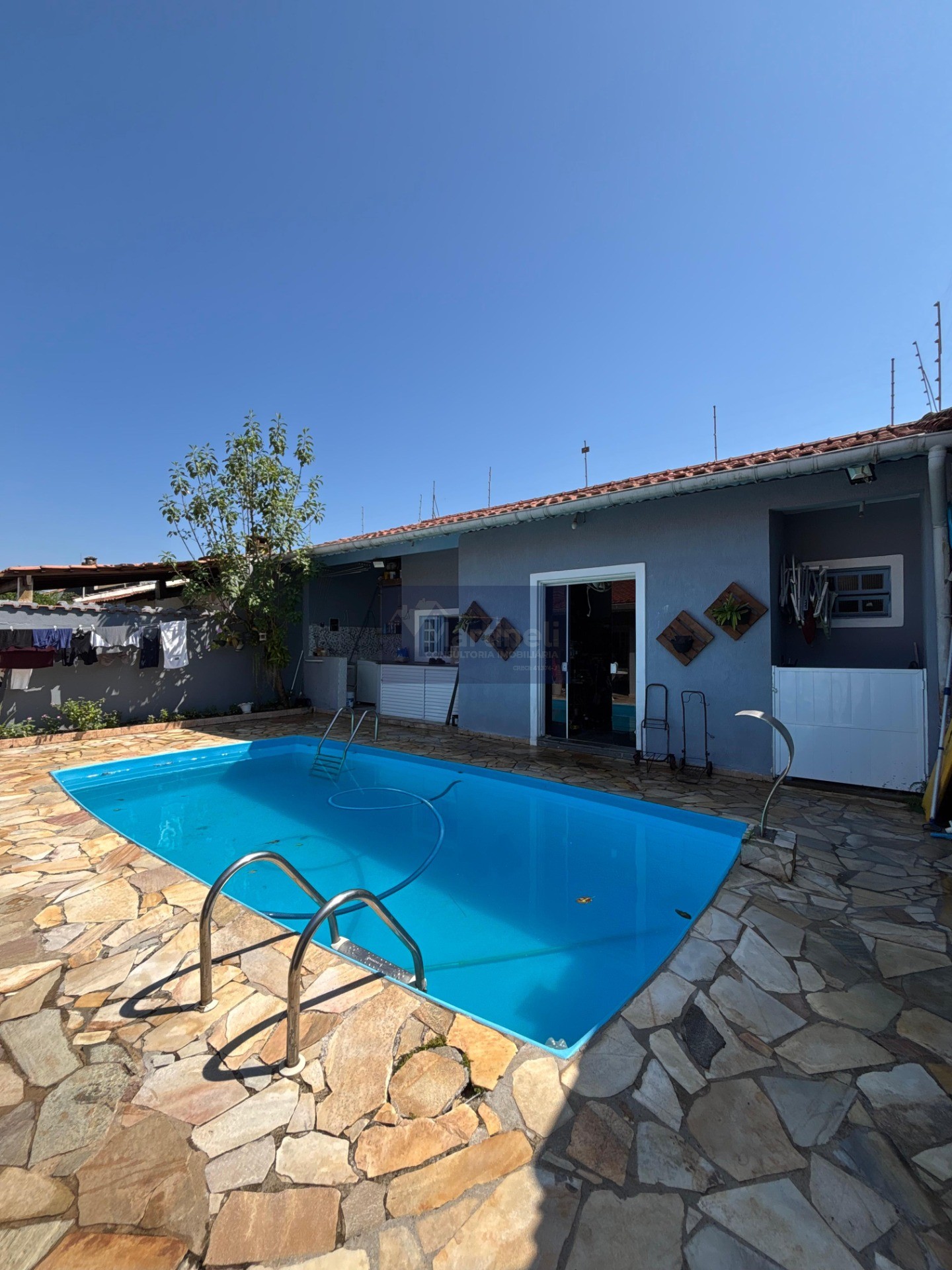 CASA no Jardim Suarão em ITANHAÉM