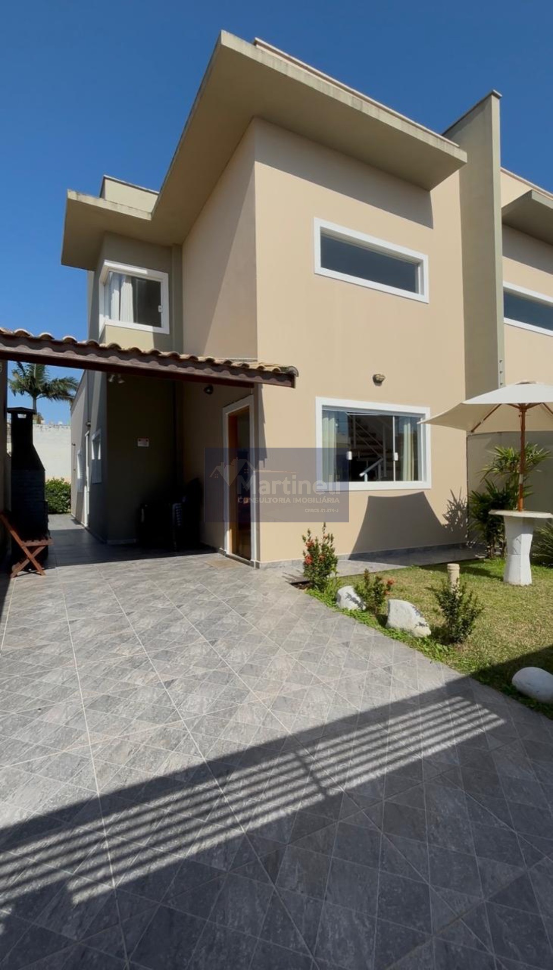 CASA no Jd. Grandesp em ITANHAÉM