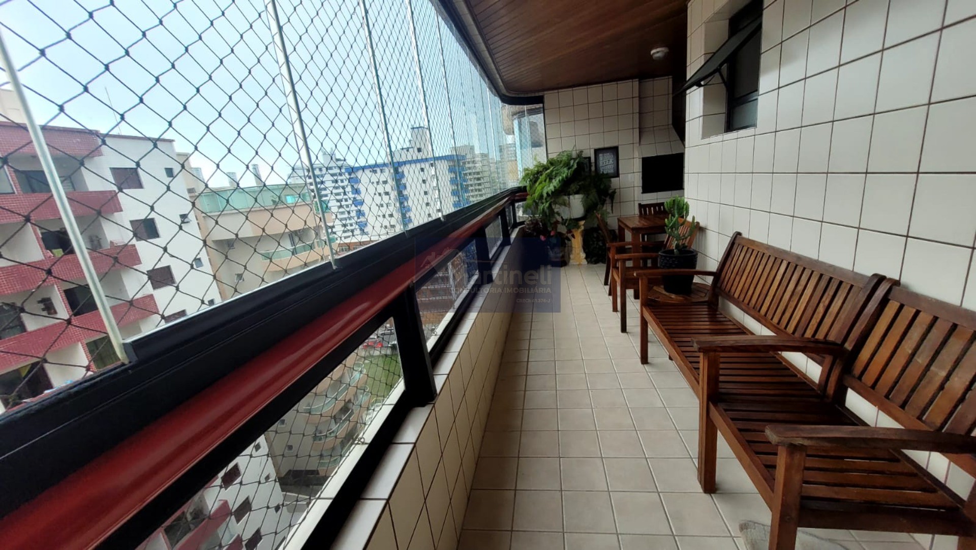 APARTAMENTO no Vila Tupiry em Praia Grande