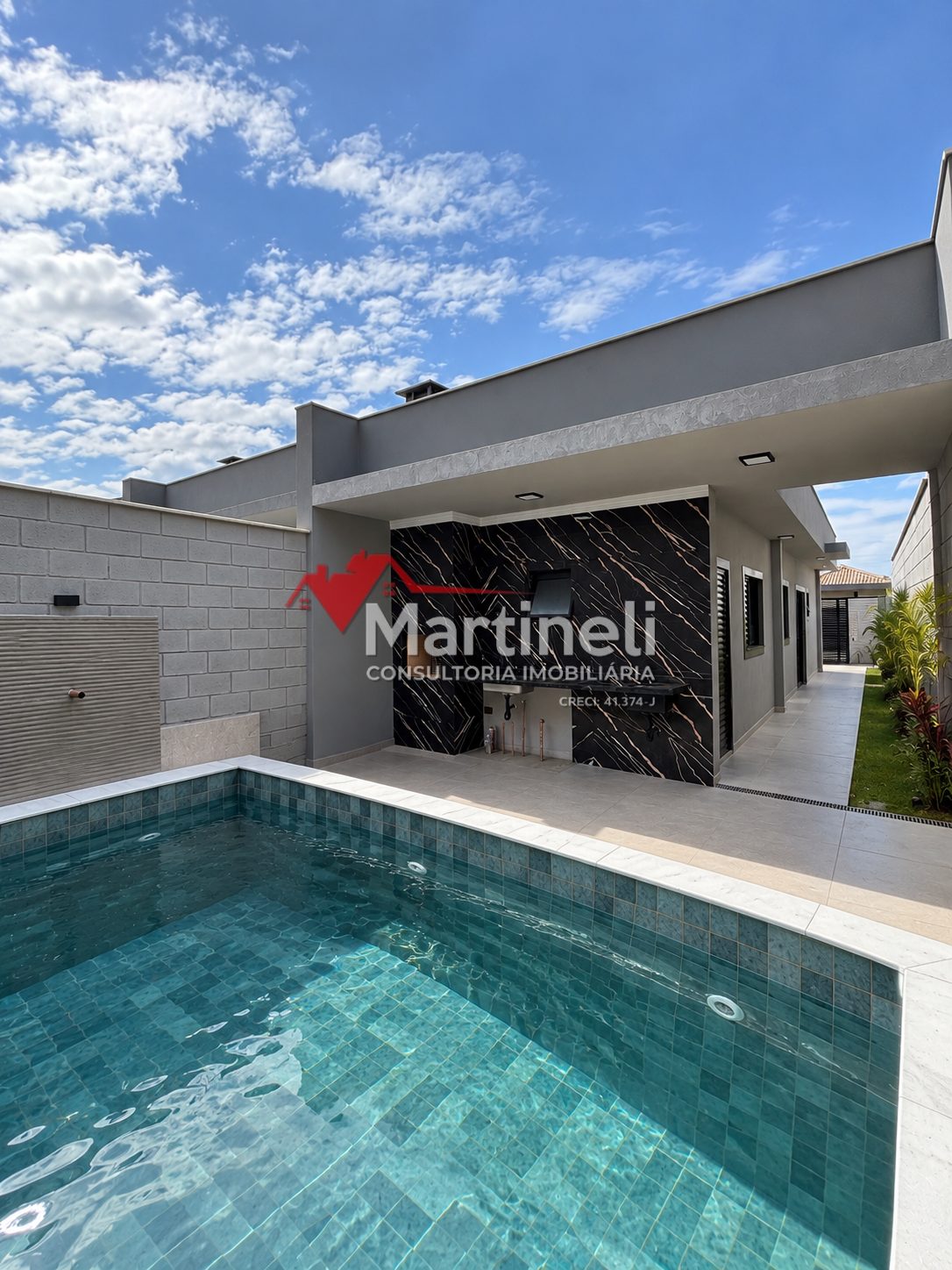 Casa nova com piscina em Itanhaém-SP!