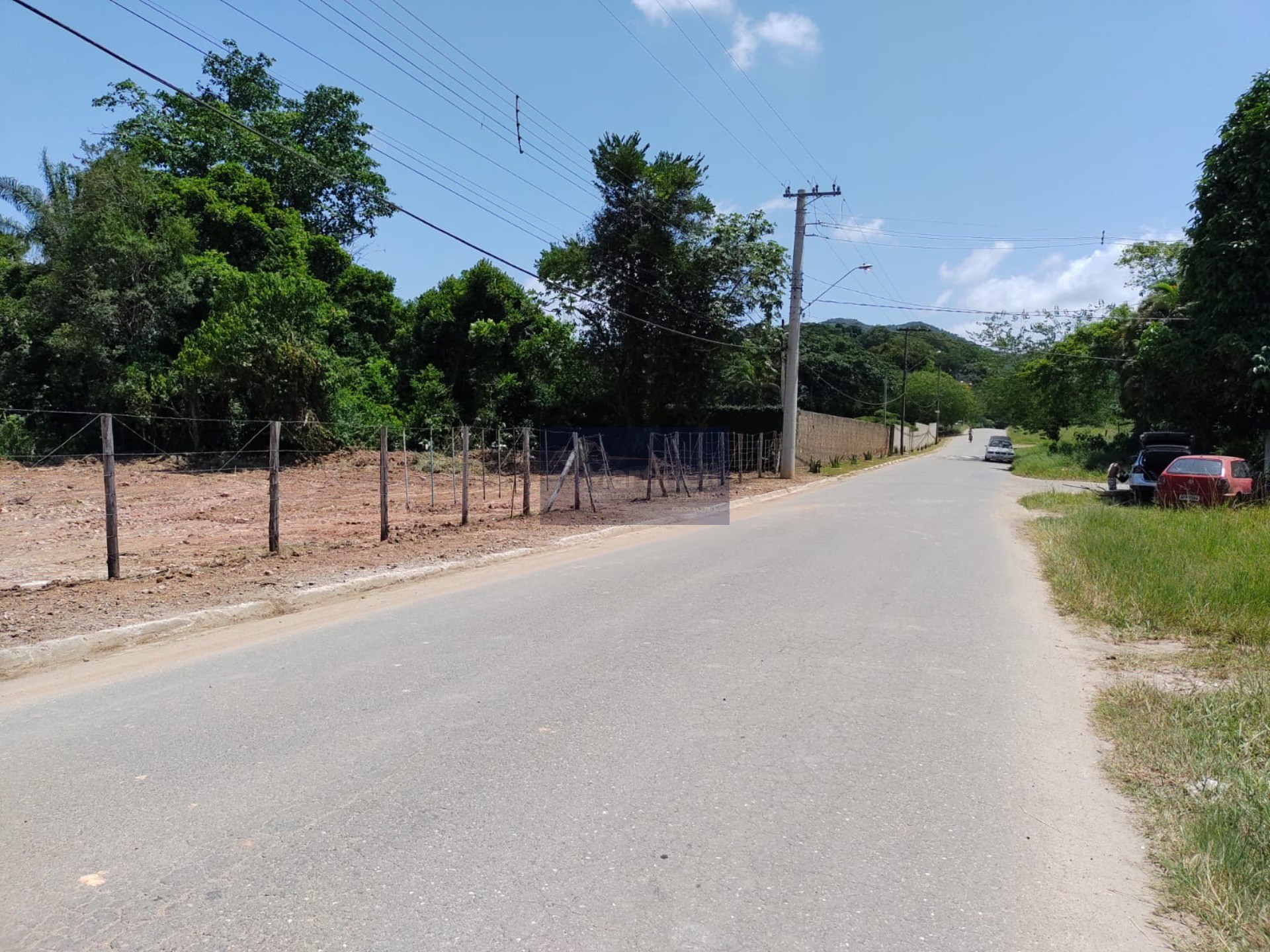 Terreno à venda em Peruíbe-SP, bairro Ana Dias, 959,24m² de área!