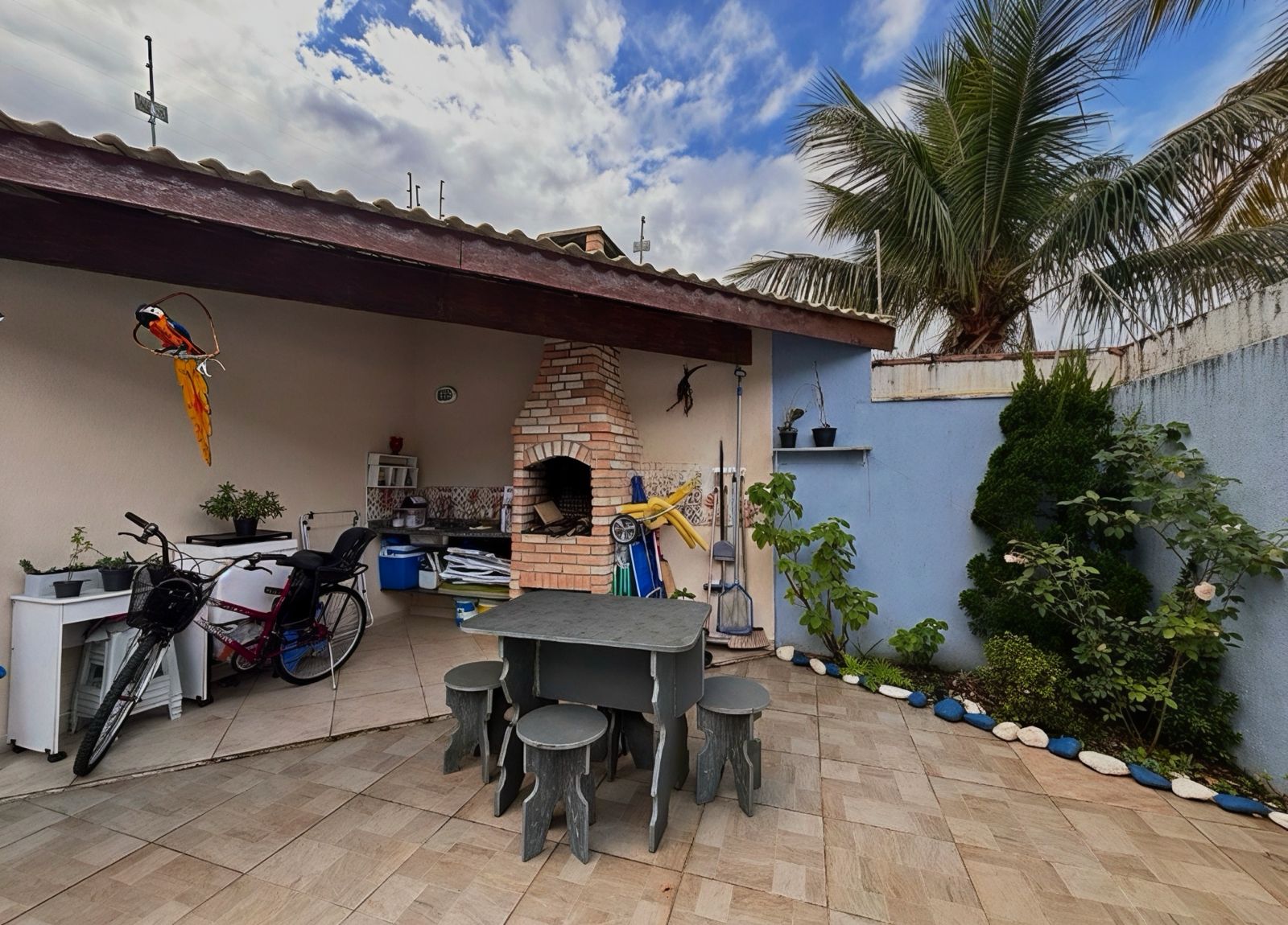 CASA A VENDA EM ITANHAEM