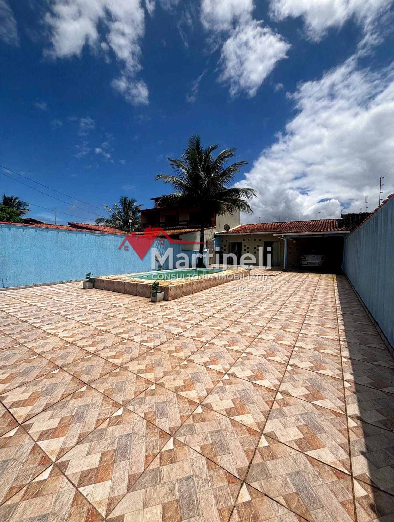 Imperdível casa à venda, 1 suíte, 1 banheiro, 5 vagas, 60m² em Itanhaem-SP.