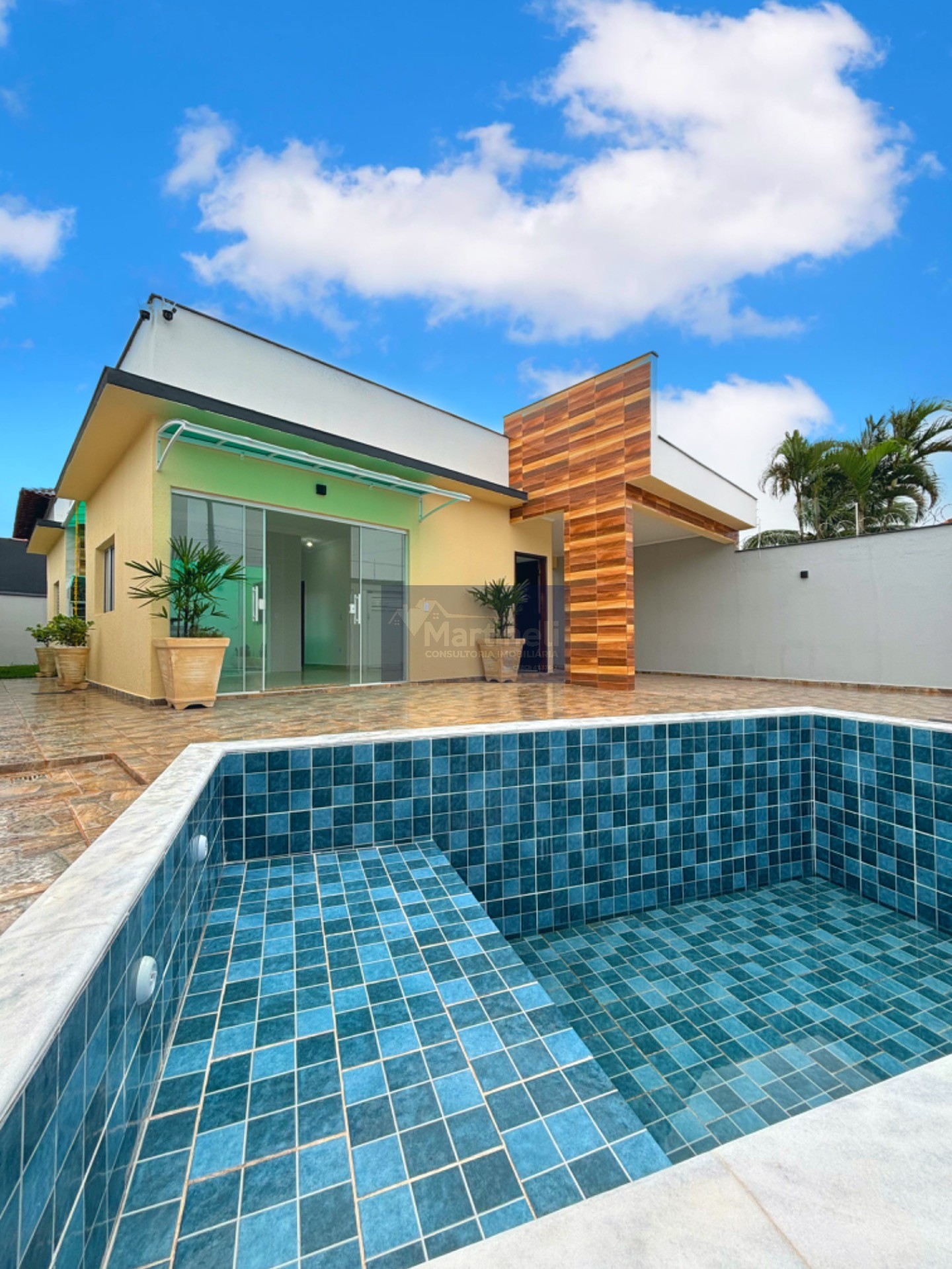 CASA no Califórnia em ITANHAÉM