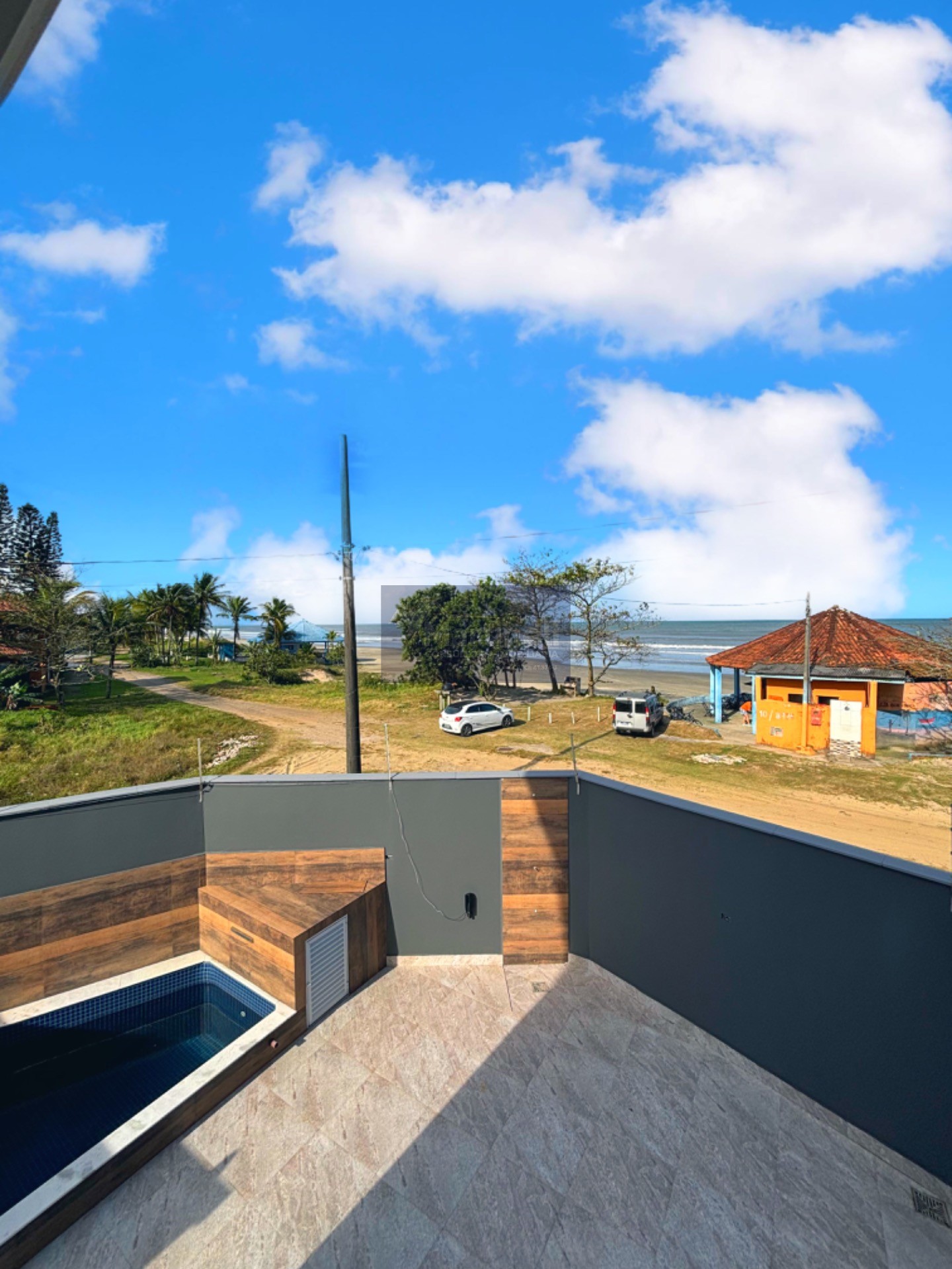 CASA no Campos Eliseos em ITANHAÉM