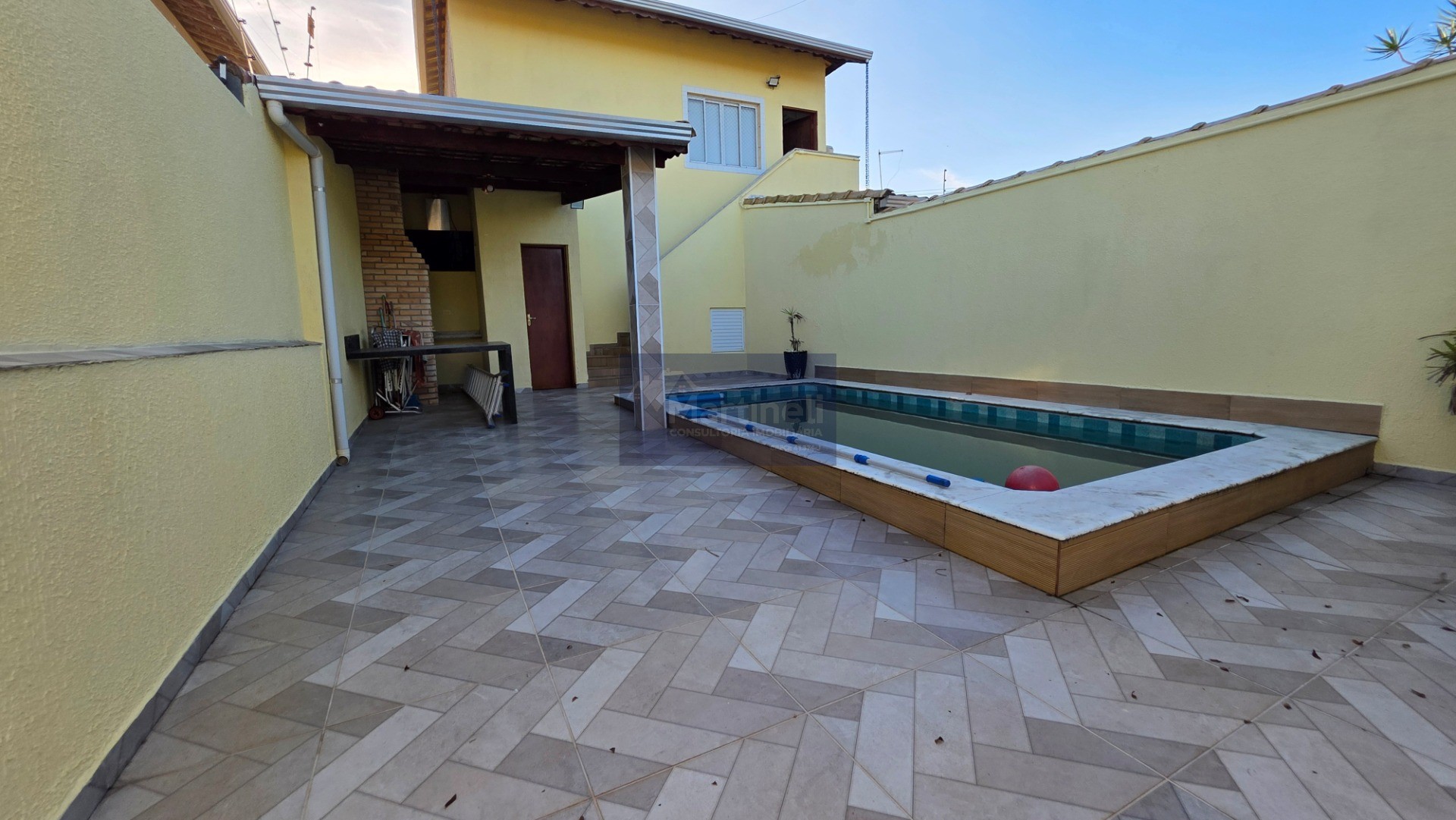 CASA no Campos Eliseos em ITANHAÉM