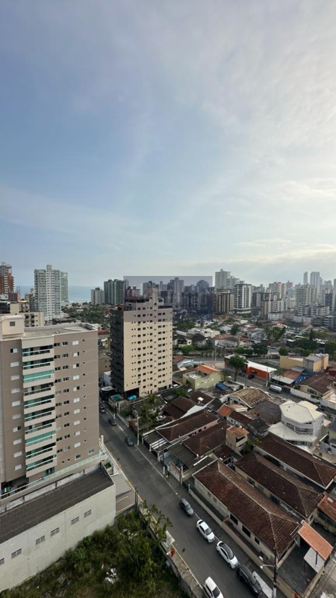 APARTAMENTO no CANTO DO FORTE em PRAIA GRANDE