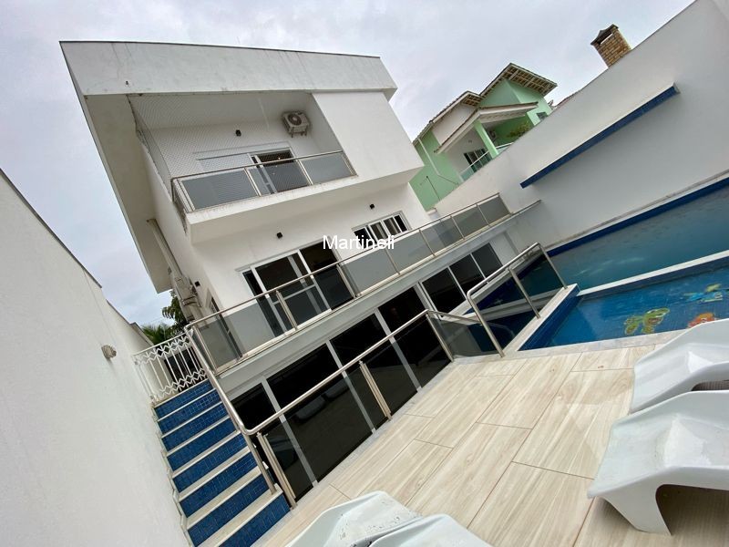 CASA no Centro em ITANHAÉM